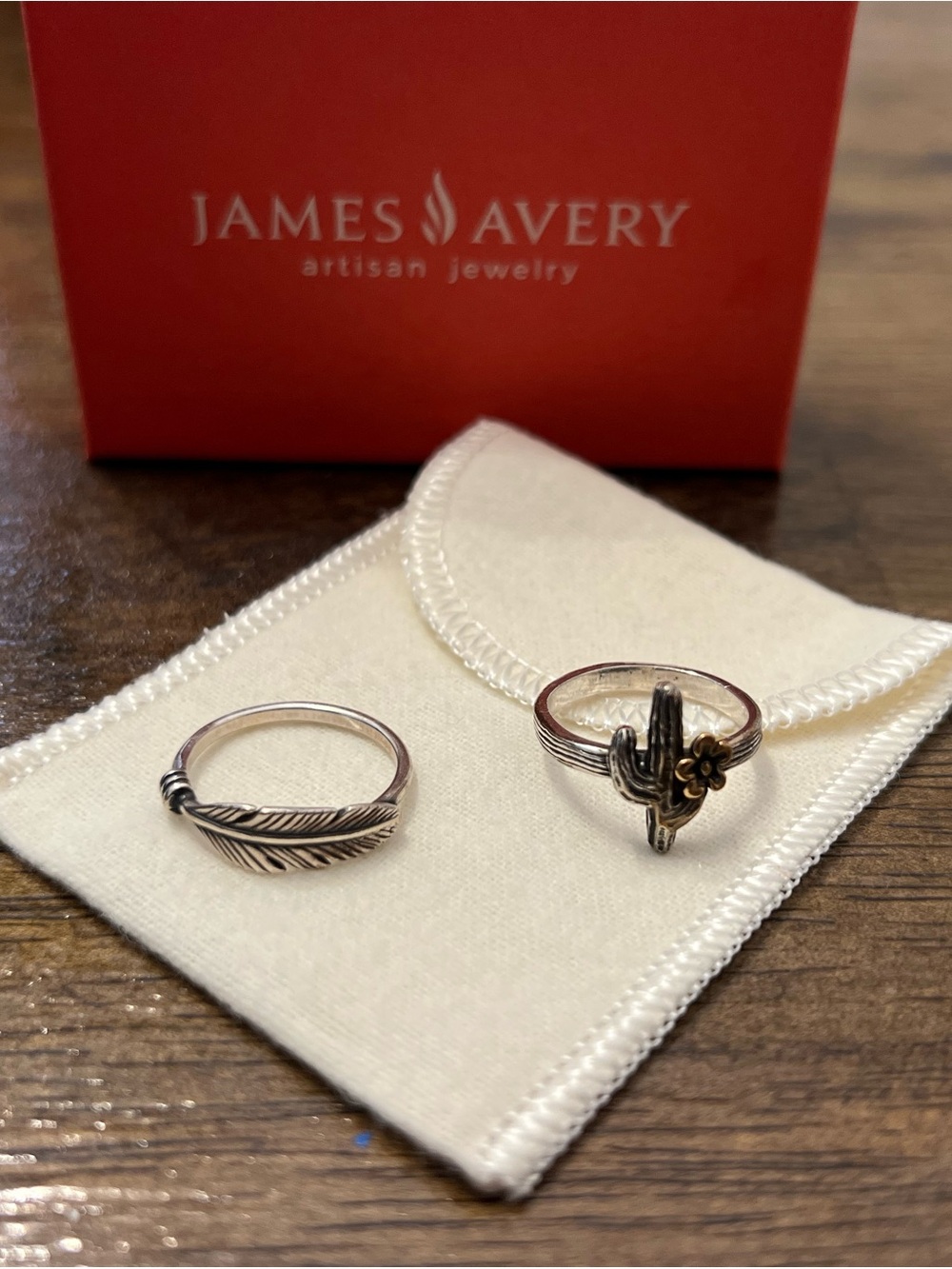 James Avery Sterling Silver RETIRED Cactus and Feather Stackable Rings - Silver